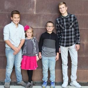 Meet your Posher, Joanie